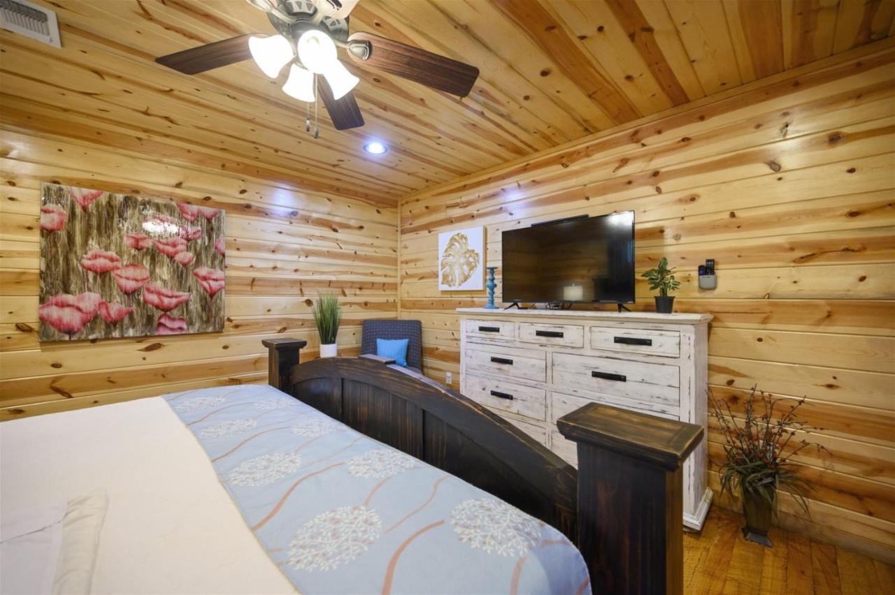 Shear Pleasure Villa Broken Bow Ngoại thất bức ảnh